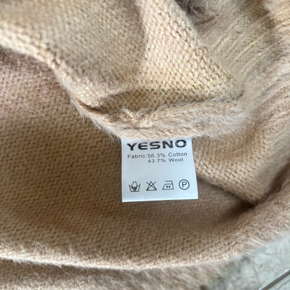 Artsy Floral Oversized Fuzzy Soft Knit Sweater Cotton Wool Cozy Blend Size XL-1X - Picture 2 of 9